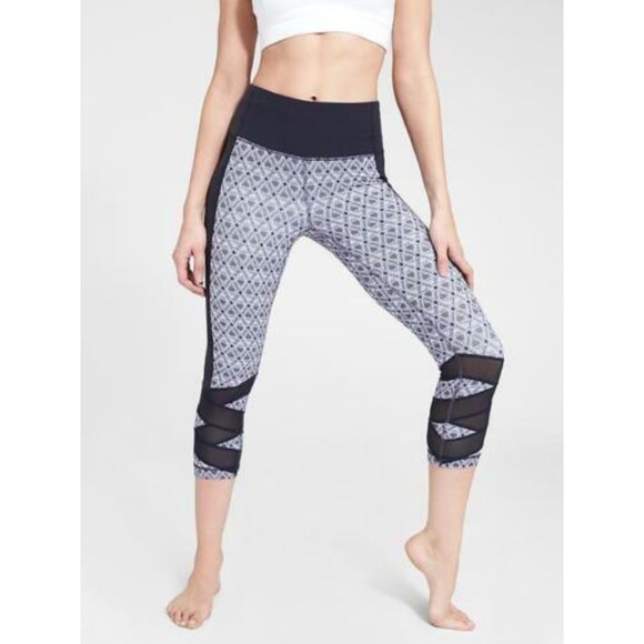 ATHLETA Mantra Mosaic Blue Arabesque Mesh Capri Leggings Size XSP XS Petite - Picture 1 of 10